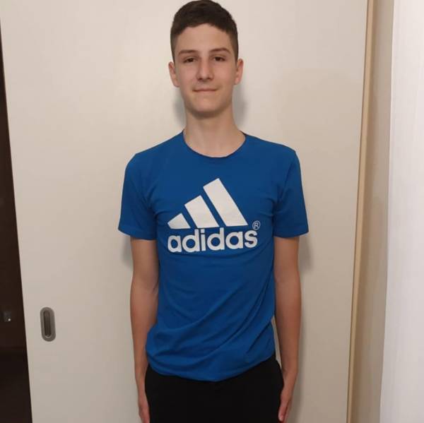 modelka s ID 010109F7QI p031