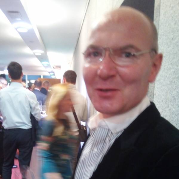 modelka s ID 01010BUH4S p031