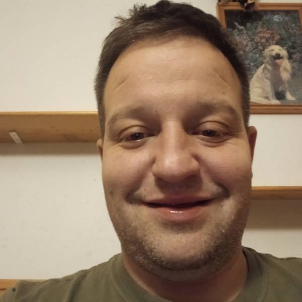 modelka s ID 01010D9H9Q p021