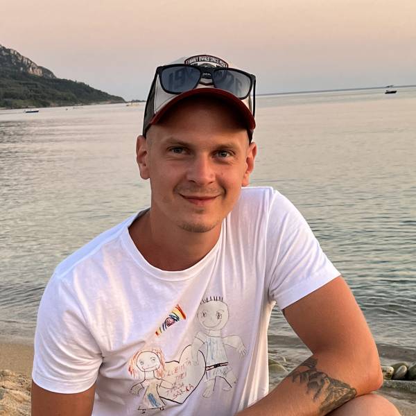 modelka s ID 010119JF6K p021