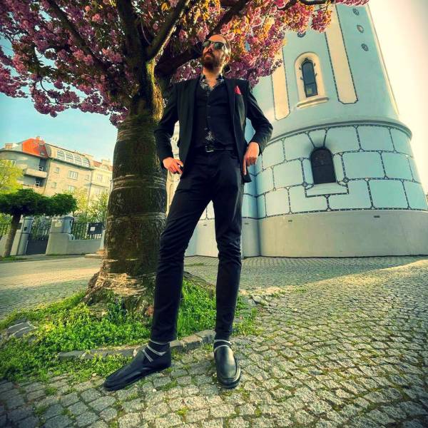 modelka s ID 01011AZ48Y p031