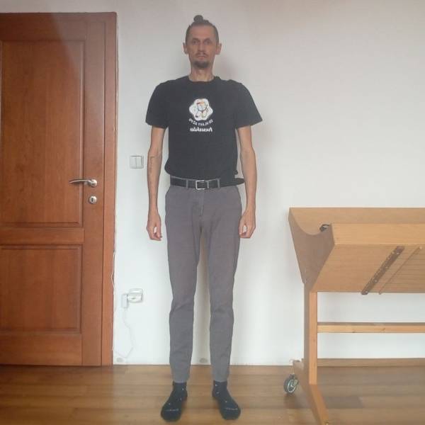 modelka s ID 01011I2N34 p031