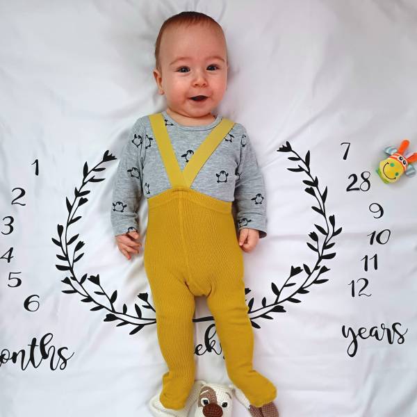 modelka s ID 01011OQQ2A p031