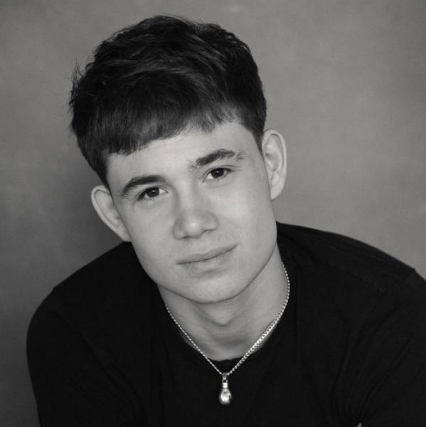 modelka s ID 0101235TNW p021