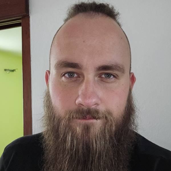 modelka s ID 01012MR717 p021