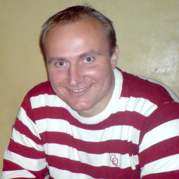 modelka s ID 010130AUG8 p021