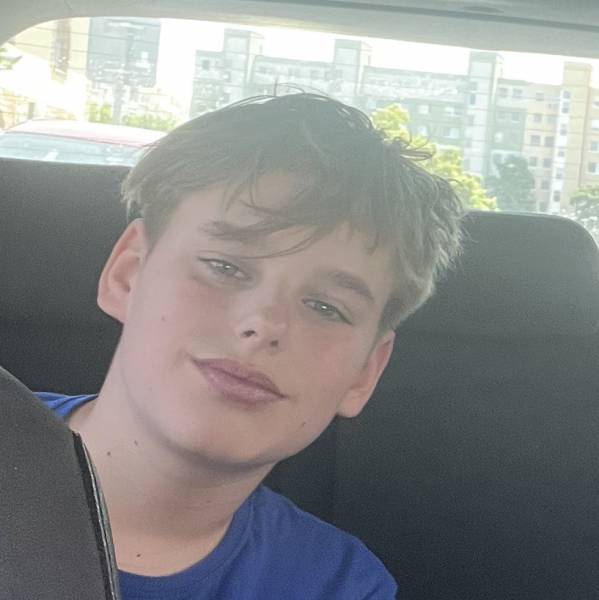 modelka s ID 01013301K7 p021