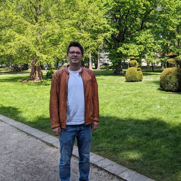 modelka s ID 010136XN2N p031