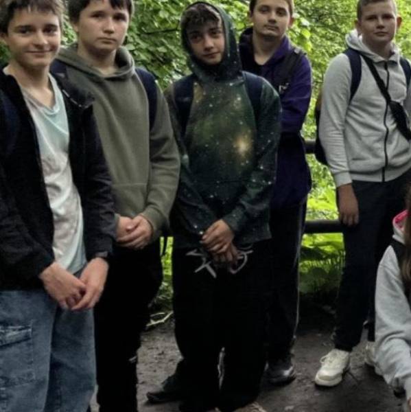 modelka s ID 01013R5B70 p031