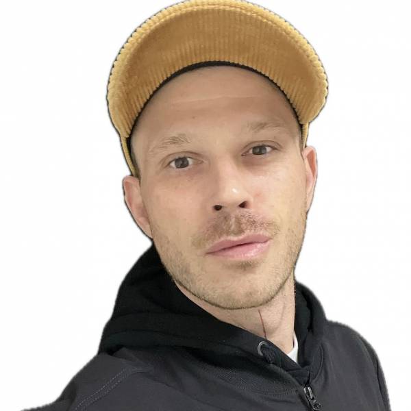 modelka s ID 01014N4B3Y p021