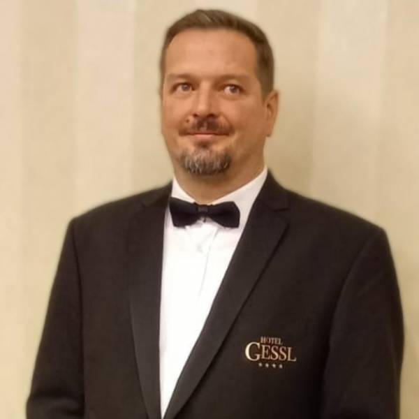 fotografia p013 profilu 01014RCR98