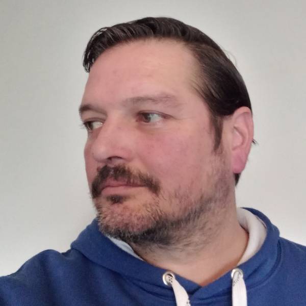 modelka s ID 01014RCR98 p031