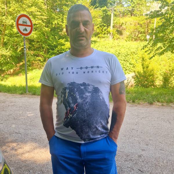 modelka s ID 01014U3GYD p031