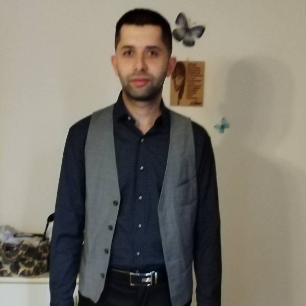 modelka s ID 01015CD7NW p031