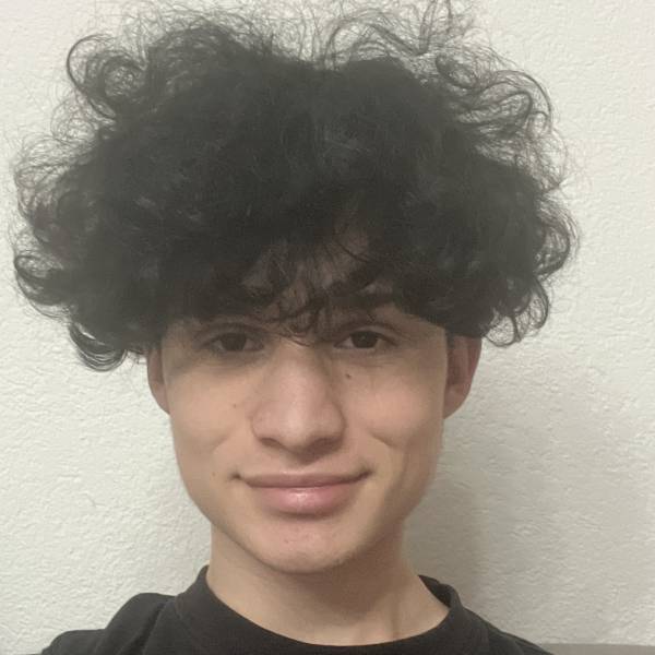 modelka s ID 01015J2FYX p021