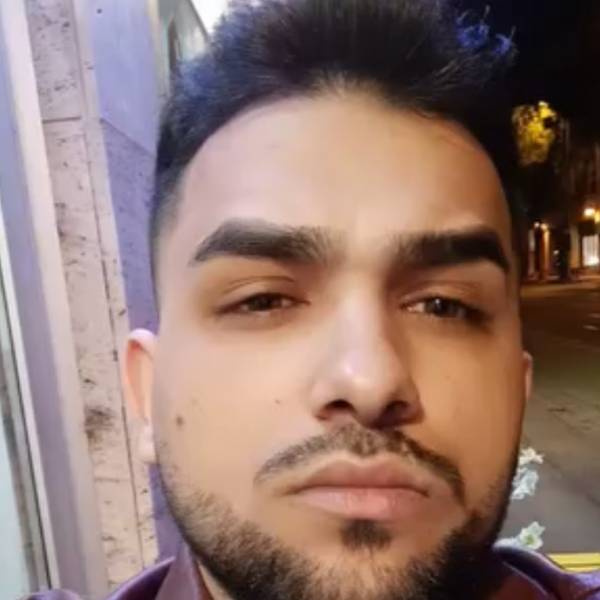 modelka s ID 01015UDB0X p021