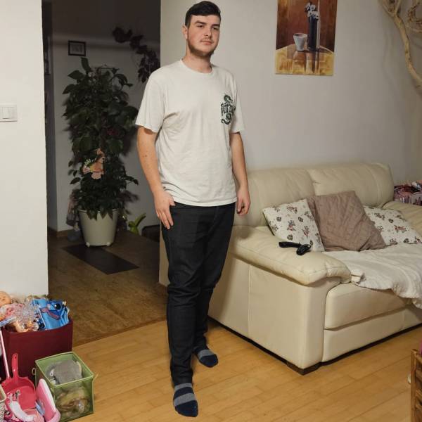 modelka s ID 010165IRRN p031