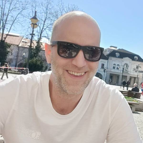 fotografia p012 profilu 01016K9OV7