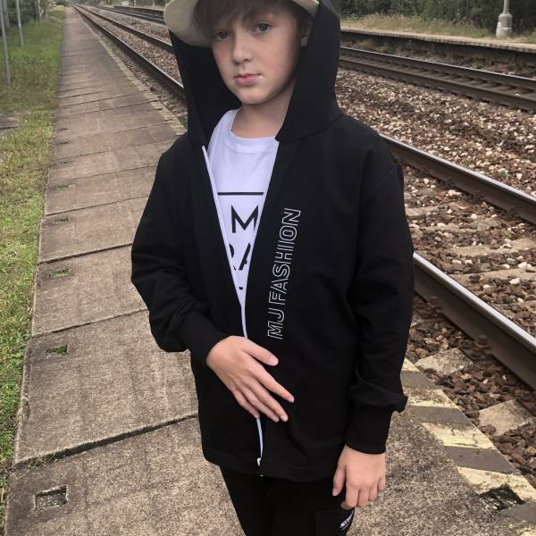 modelka s ID 01016LZZY1 p031