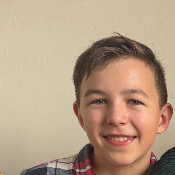 modelka s ID 01016MZBG3 p021