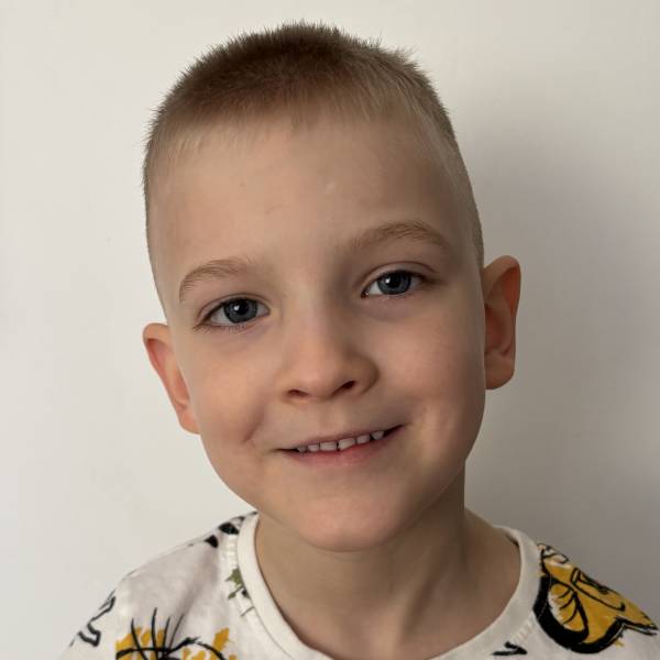 modelka s ID 01016P80AY p021