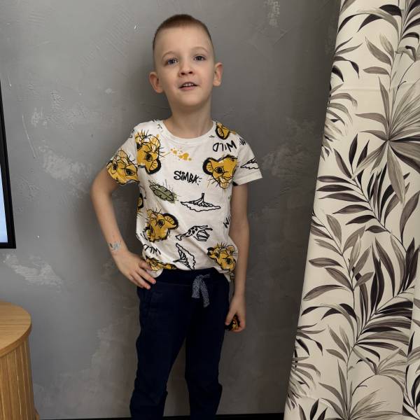 modelka s ID 01016P80AY p031