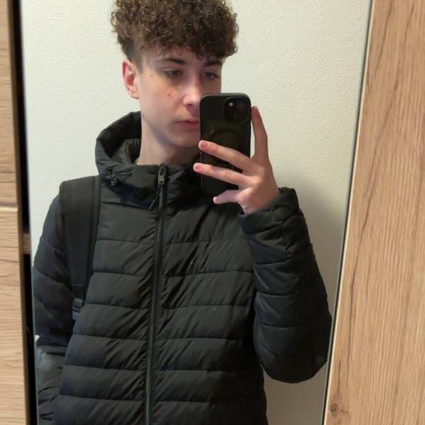 modelka s ID 01016XNDPY p031