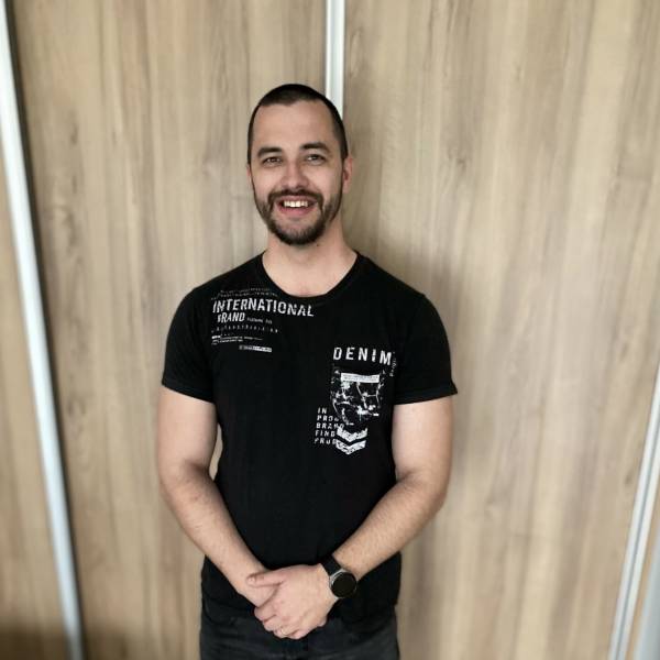 modelka s ID 01017JHFEG p021