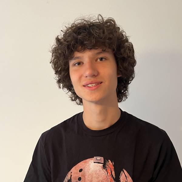 modelka s ID 01017N7K6G p021