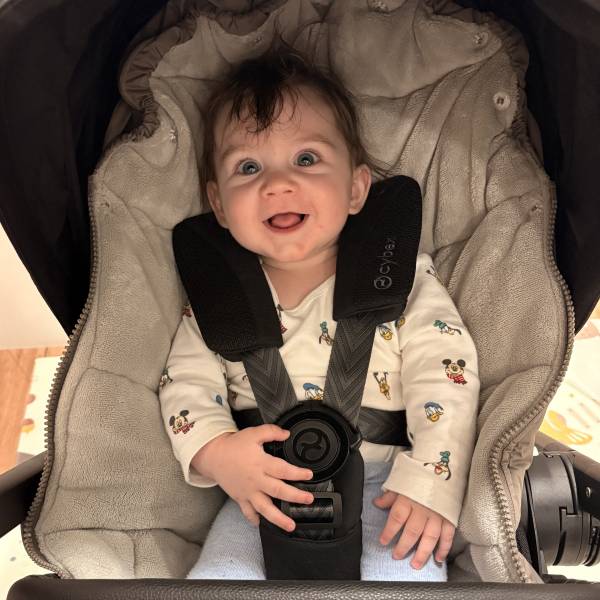 modelka s ID 01017QFDNW p021