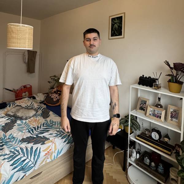 modelka s ID 01018B8KWV p031