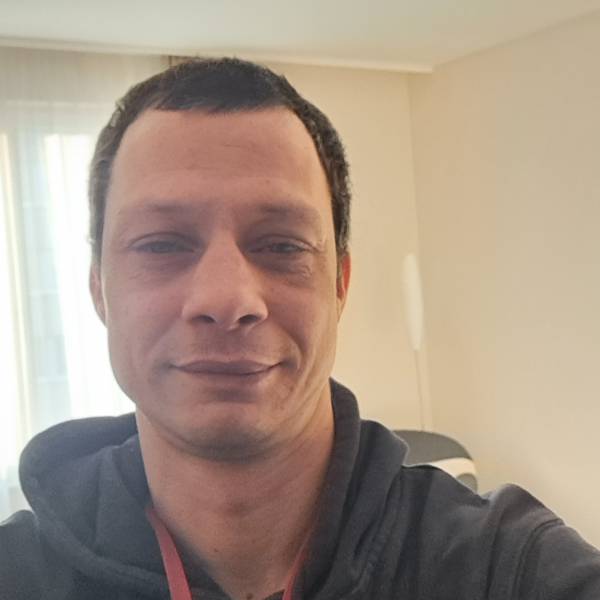 modelka s ID 01018DWQZX p021