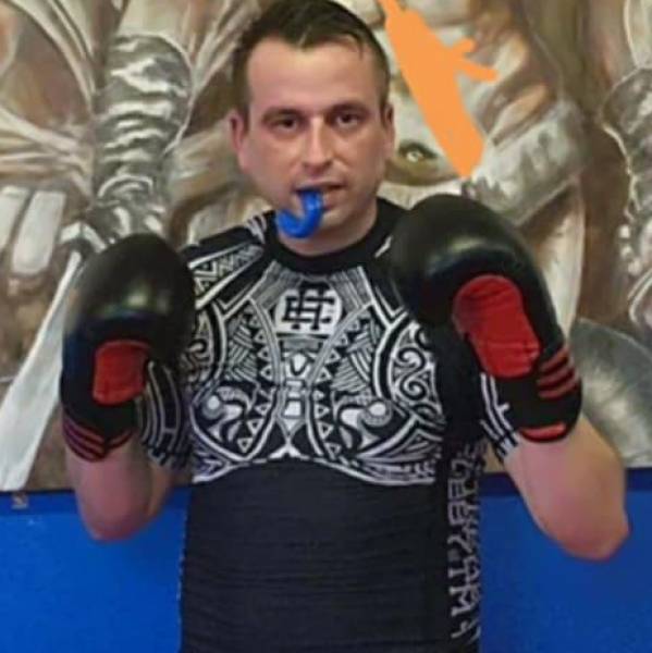 modelka s ID 01018RGTB9 p031