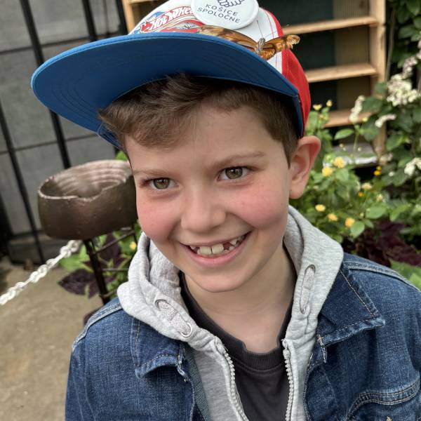 modelka s ID 01018ZC3LU p021