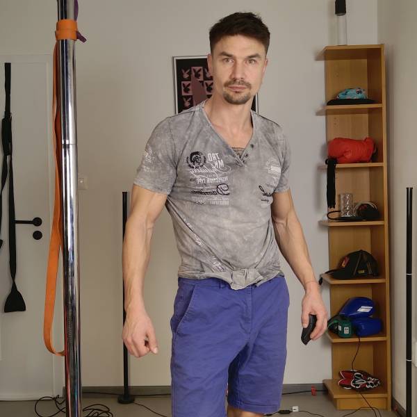 modelka s ID 010196PTIT p031