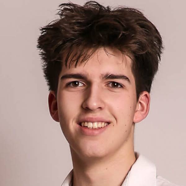 modelka s ID 01019GVG5Y p021