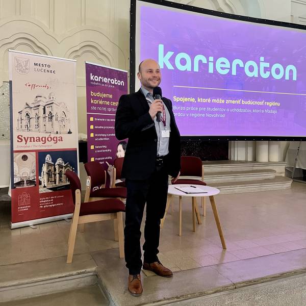 modelka s ID 01019LBZFL p031