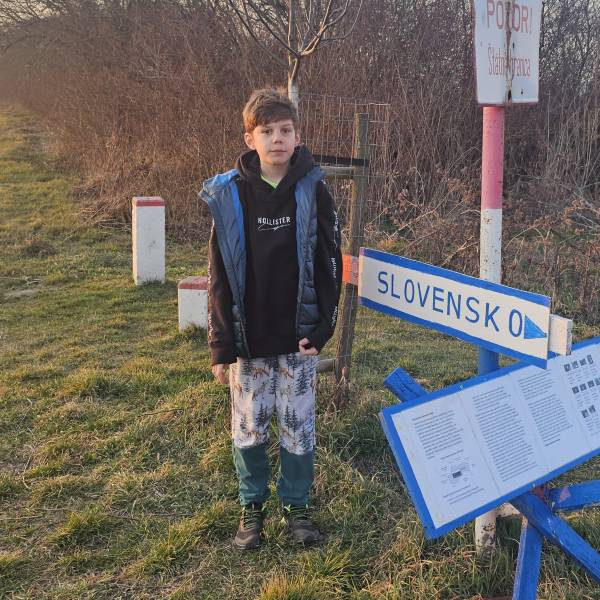 modelka s ID 01019VOPT1 p031