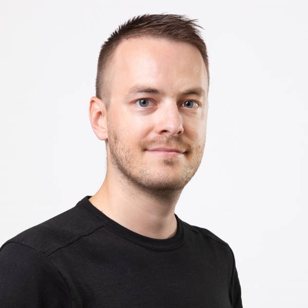 modelka s ID 0101AV8T6D p021