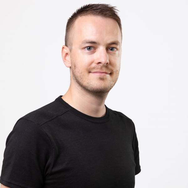 modelka s ID 0101AV8T6D p031