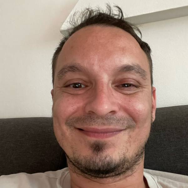 modelka s ID 0101AXC1TZ p021