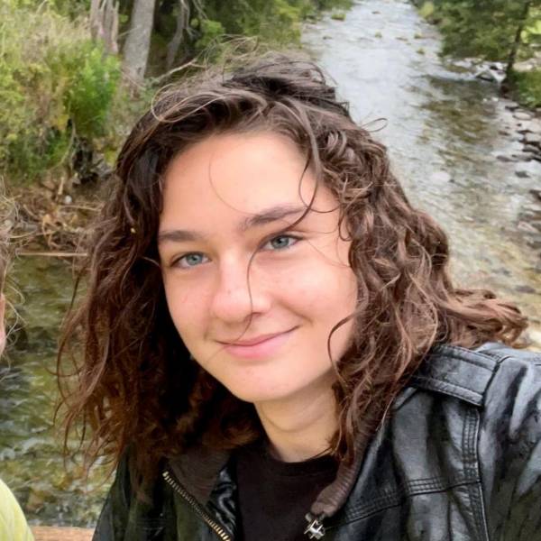 modelka s ID 0101BMLVAK p021