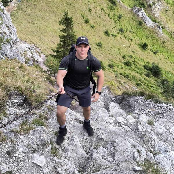 modelka s ID 0101BZI2I9 p031