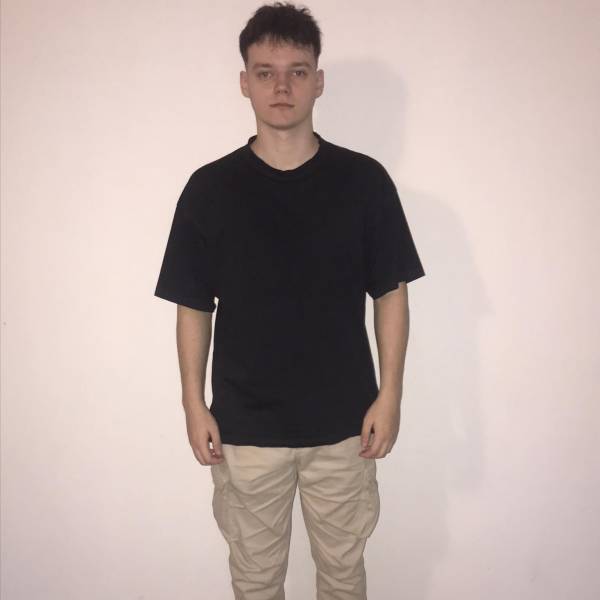 modelka s ID 0101CQQAQ8 p031
