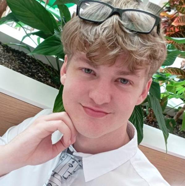 modelka s ID 0101CVWOKC p021