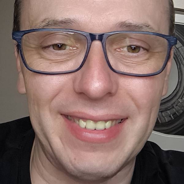 modelka s ID 0101CWWH5U p021