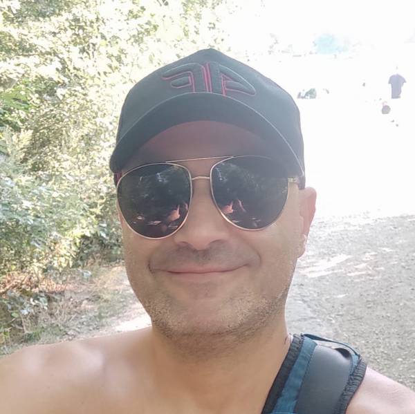 modelka s ID 0101DLWUI8 p021