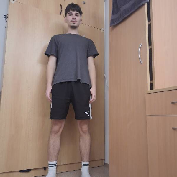 modelka s ID 0101ED28CU p031