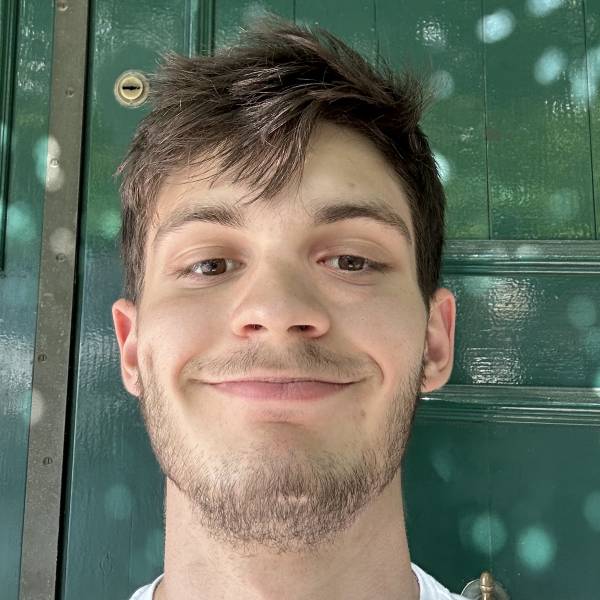 modelka s ID 0101EN8I8T p021