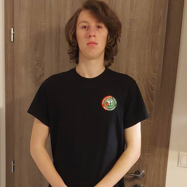 modelka s ID 0101EON8LO p031